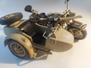 BMW R75-Sidecar "Afrika Korps" 1:15 Metallo 70'