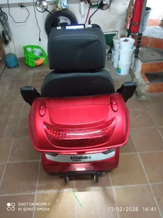 Scooter Rojo y Plateado