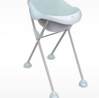 Pie bañera y cambiador Beaba