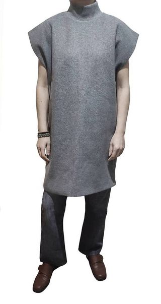 Vestido manga corta grueso minimalista