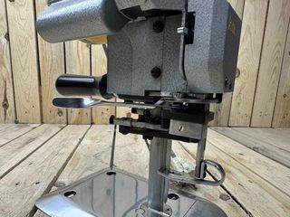 CORTADORA DE TELA JAPONESA KM KS-EU 220V