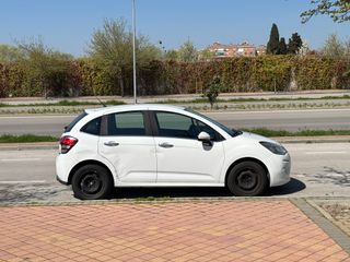 Citroen C3 2015 gasolina - ideal primer coche