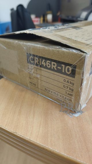 Juego de 10 perchas con 2 pinzas anticorrosivas