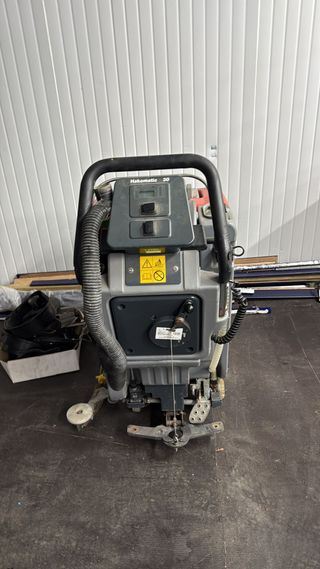 Fregadora Industrial Hako Scrubmaster B30