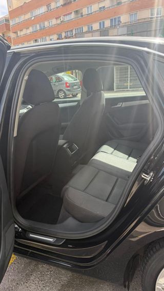 Audi A4 2010 2.0 TDI