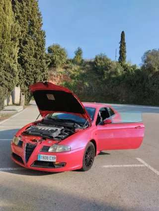 Alfa Romeo GT 2004