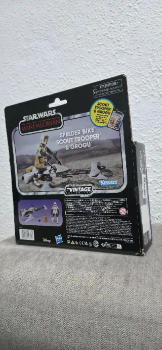 Mandalorian Speeder Bike Scout Trooper & Grogu