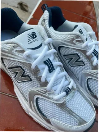 New Balance 530 Talla 39.5 Blanco Plata