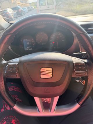 SEAT LEÓN FR 2.0 TDI 170cv (2011) - HISTORIAL COMP