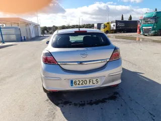 Opel Astra 2007