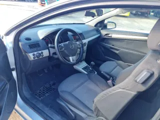 Opel Astra 2007