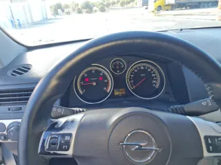 Opel Astra 2007