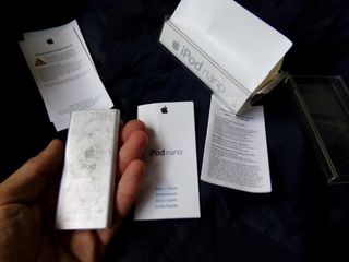 ipod nano 4 gb con caja, cable y manual CHOLLO!!!