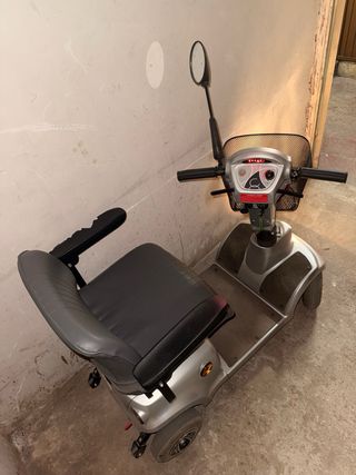 Scooter movilidad reducida eléctrico