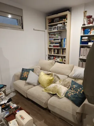 Sofá modular beige y verde