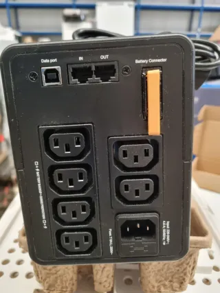 APC by Schneider Electric Back-UPS Bx - BX950MI
