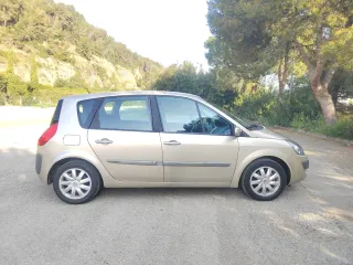 SCENIC 130.000KMS / ETIQUETA C
