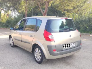 SCENIC 130.000KMS / ETIQUETA C
