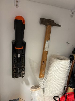 Herramientas y materiales de construcción