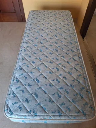 Colchón individual con Sommier