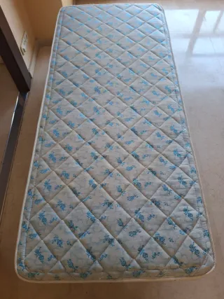 Colchón individual con Sommier