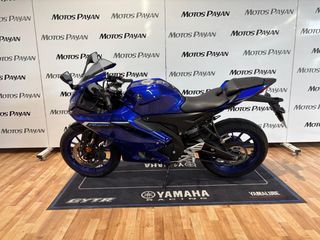 Yamaha YZF 125 R Azul