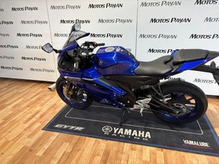 Yamaha YZF 125 R Azul