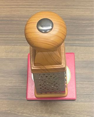 Set grattugia + piattino