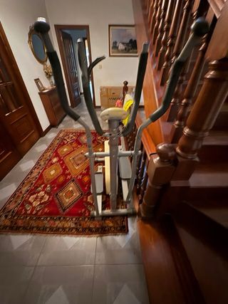 Bicicleta Elíptica Gris y Beige