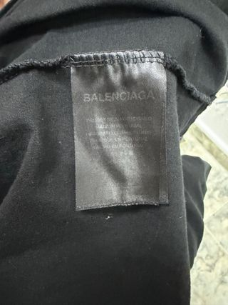 Camiseta Balenciaga Paris Negra