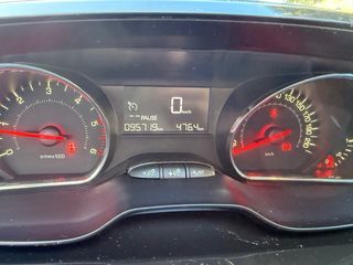 🚗 Peugeot 208 1.6 e-HDi impecable