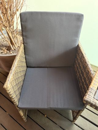 Mesa de centro de ratán y cristal para exterior