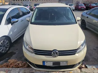 Volkswagen Touran 2012
