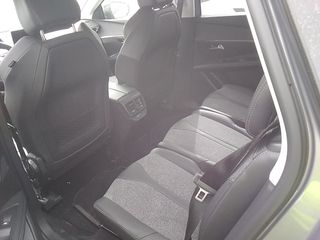 Peugeot 5008 2021
