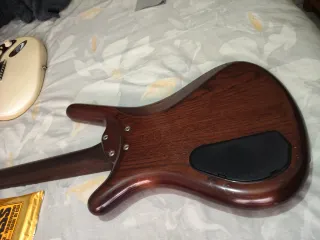 Warwick Corvette Alemán Bajo Eléctrico