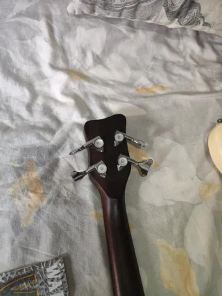 Warwick Corvette Alemán Bajo Eléctrico