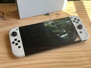 Nintendo Switch OLED + Accesorios