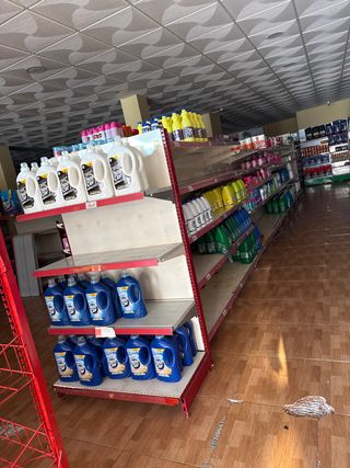 Estantería Metálica Roja para Supermercado