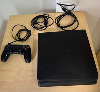 Consola PS4 Slim Negra