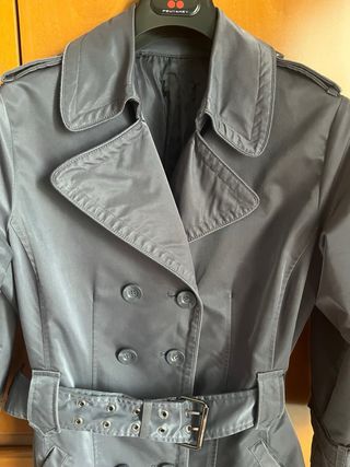 Trench antipioggia blu