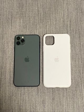 iPhone 11 Pro Max Blanco + Cargador y Cable