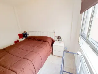 Canapé y colchón de 135 x 190. Recogida para Mayo