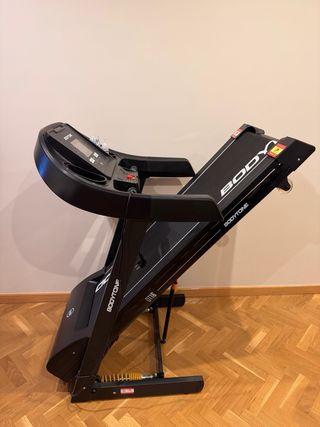 Cinta de correr BODYTONE DT16