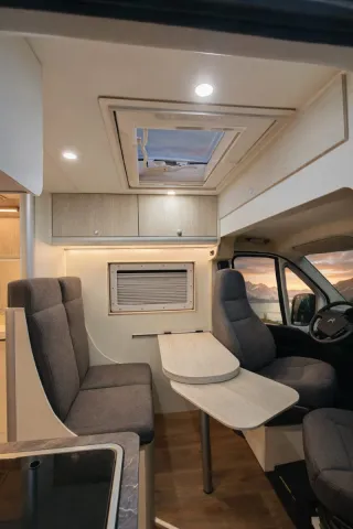 Camper Citroen Jumper L3H2 2023