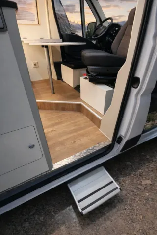 Camper Citroen Jumper L3H2 2023