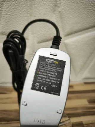 Cargador Batería litio Magneti Marelli BK