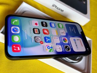 iPhone 13 128GB Azul Marino