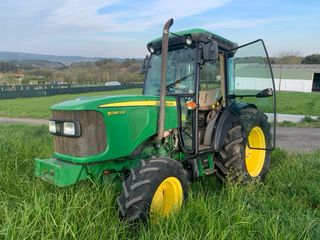Tractor John Deere 5090GF