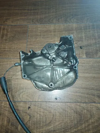 Tapa piñón y cable embrague Suzuki GS 500