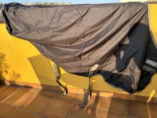 Manta caballo impermeable Horseware Amigo Lite